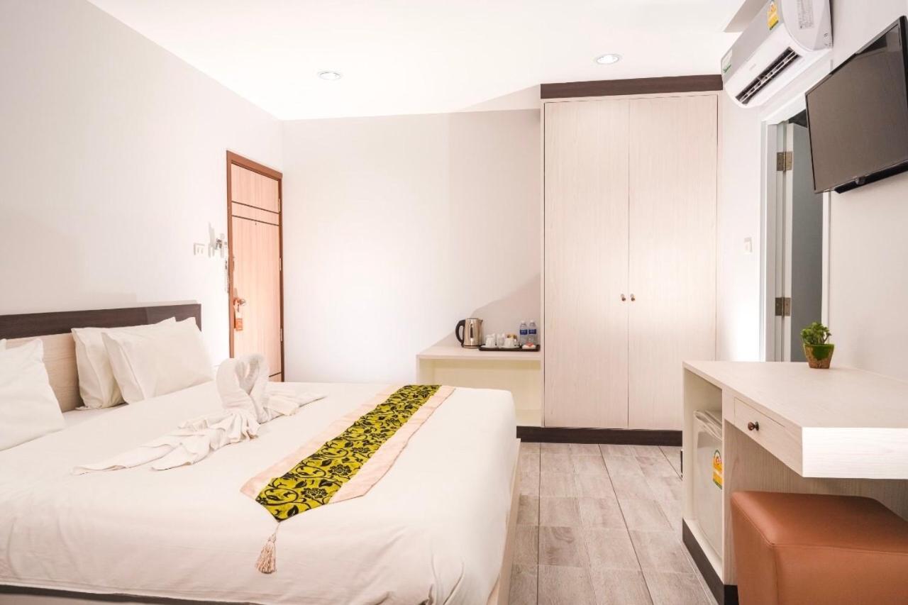 Neptuna Hotel Patong Kültér fotó