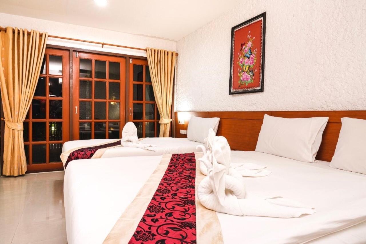 Neptuna Hotel Patong Kültér fotó
