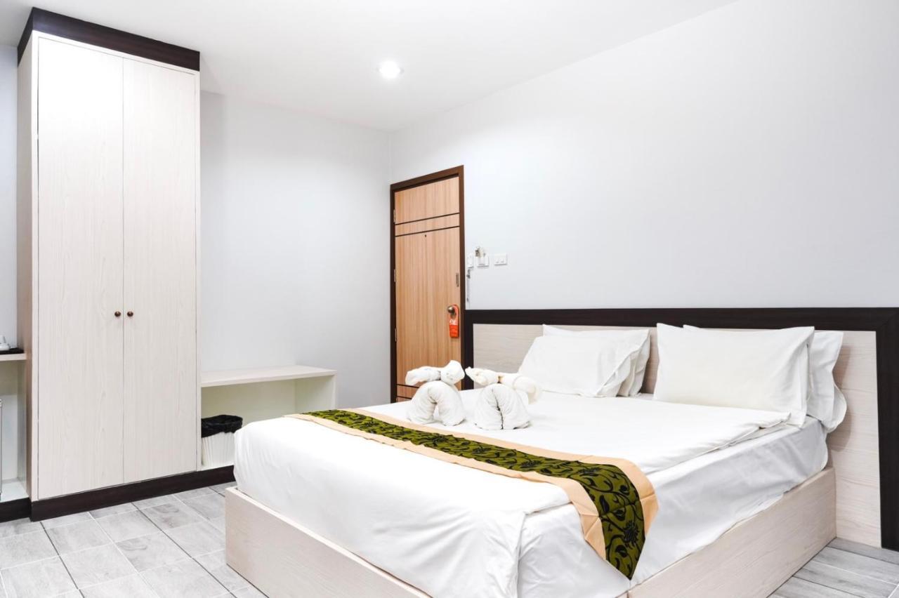 Neptuna Hotel Patong Kültér fotó